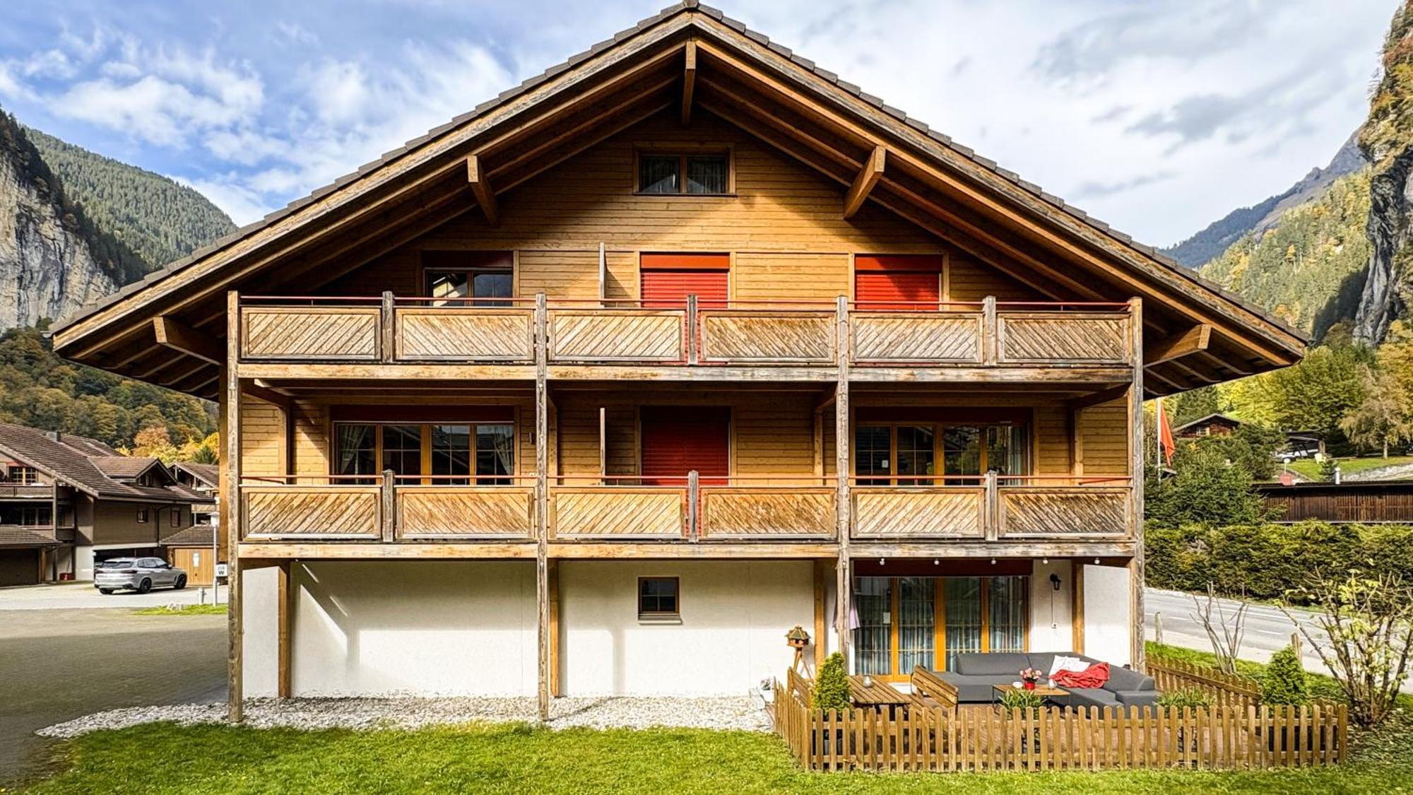 Family Frame Apartment Lauterbrunnen Exterior photo